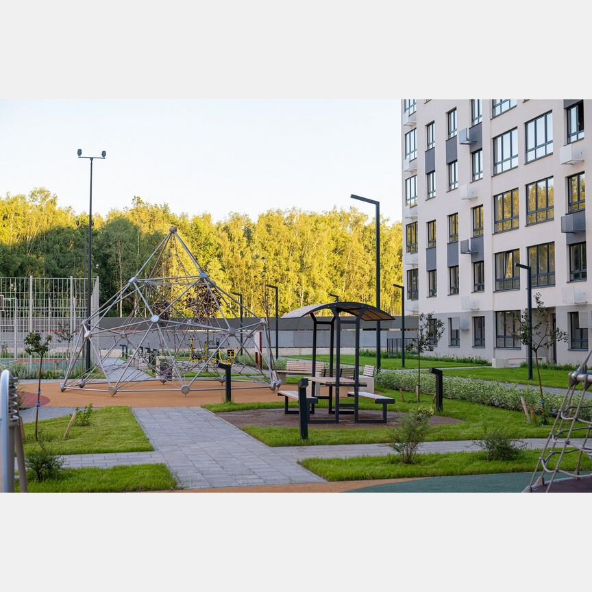 2-к. квартира, 65,4 м², 1/9 эт.