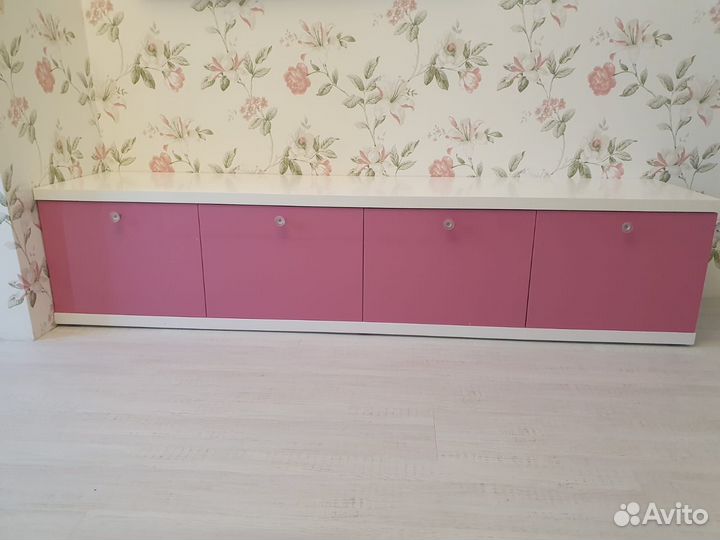 Тумба под телевизор