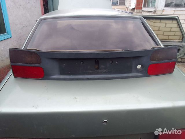 Фонарь крышки багажника Renault Laguna 1