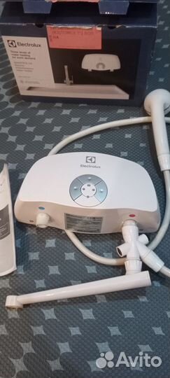 Проточный водонагреватель Electrolux