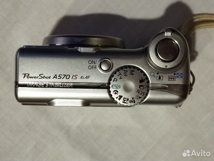 Компактный фотоаппарат canon