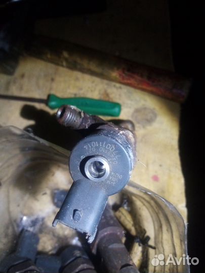 Форсунки бу рено Меган 4 штуки