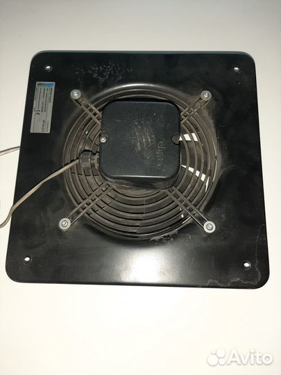 Осевой вентилятор ebmpapst W2E200-DI38-05