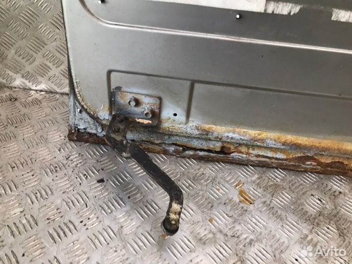 Дверь сдвижная- Газ 2705 цельнометаллический