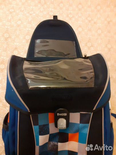 Рюкзак школьный