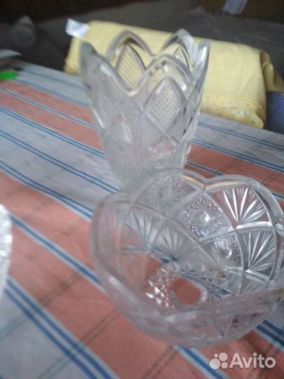 Хрустальные вазы, салатницы, конфетница