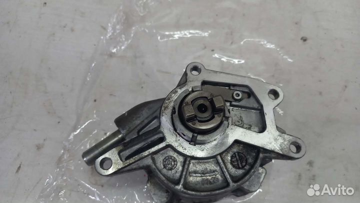 Вакуумный насос Mercedes W251 R350 642