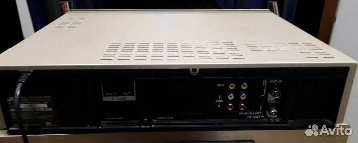 Топ Видеомагнитофон JVC HR-S7600AM (Made in Japan)