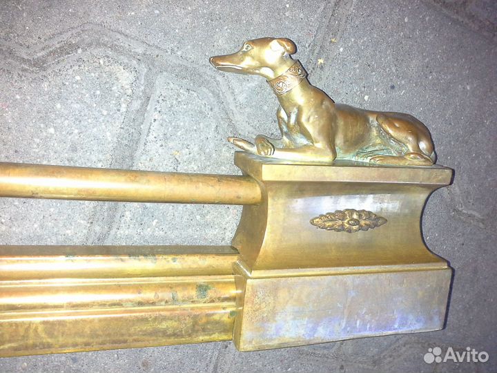 Бронзовые борзые