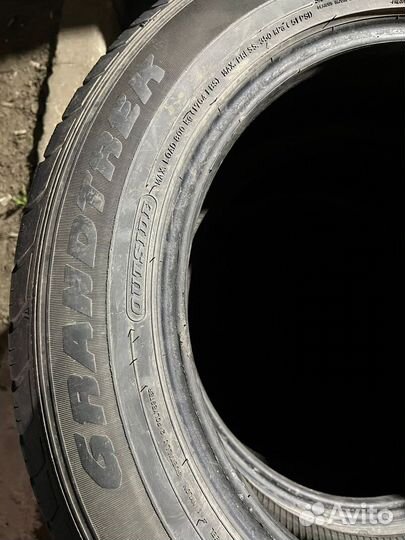 Dunlop Grandtrek ST30 225/60 R18