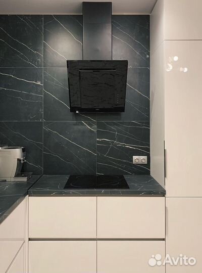 Кухонный гарнитур угловой