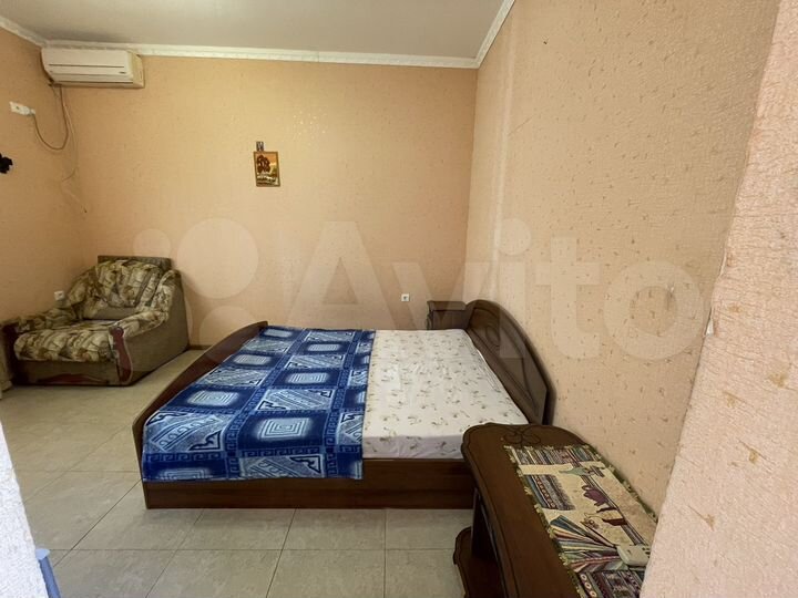 Комната 30 м² в 1-к., 1/2 эт.