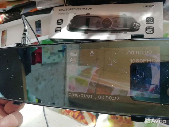 Видеорегистратор-зеркало, fullhd, 120град.,G-сенсо