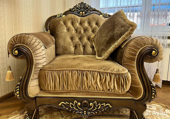 Диван и 2 кресла