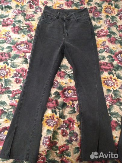 Джинсы клеш