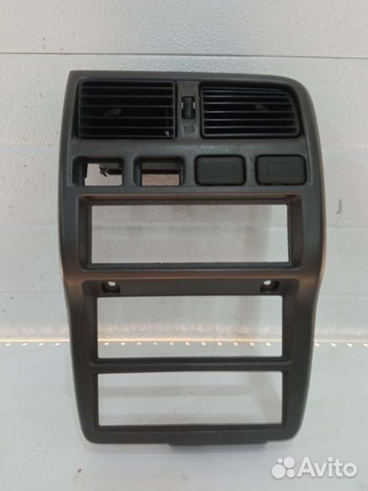 Накладка центральная панели Альмера n15