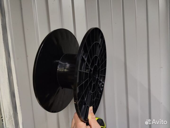 Катушка пластиковая