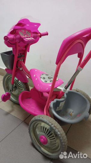 Детский велосипед с ручкой