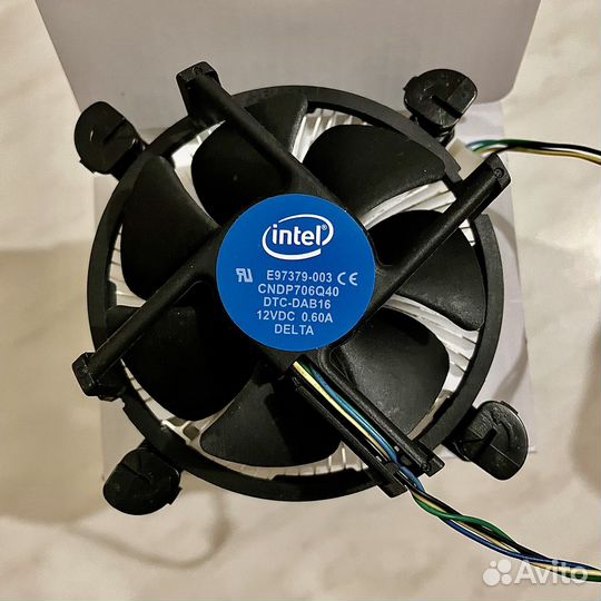 Кулер процеccорный Intel