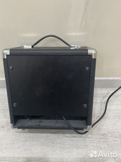 Гитарный комбоусилитель succes ampfifer gm-15