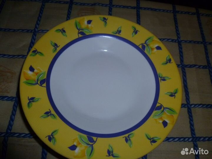 Сервизы и другая посуда, хрусталь времен СССР