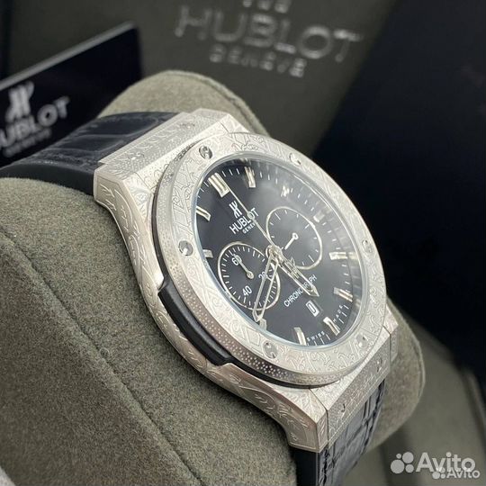 Мужские наручные часы кварцевые