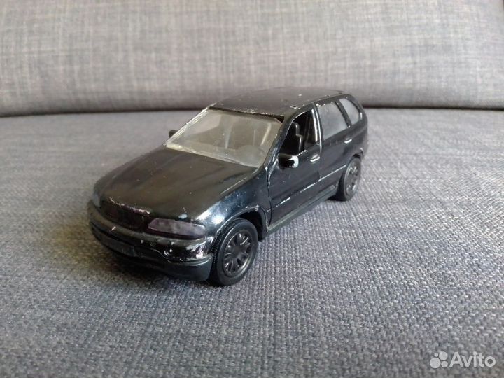 Моделька BMW x5