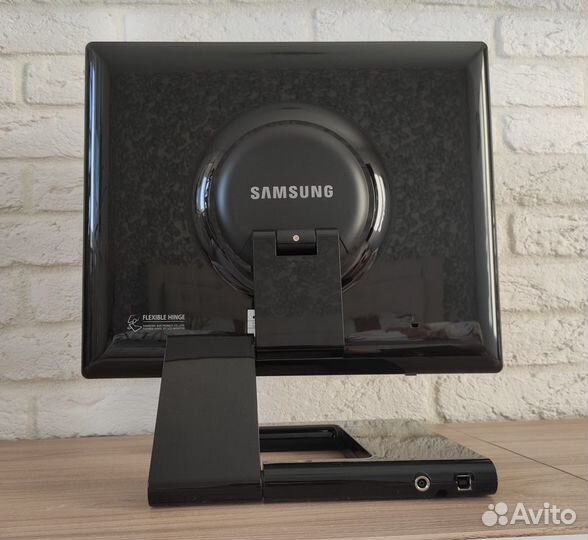 Монитор samsung SyncMaster 971p 19
