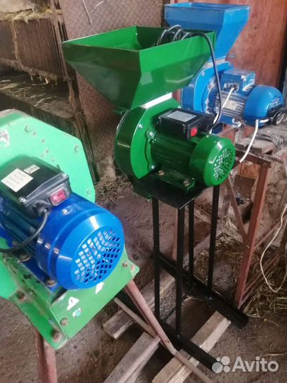 Зернодробилка