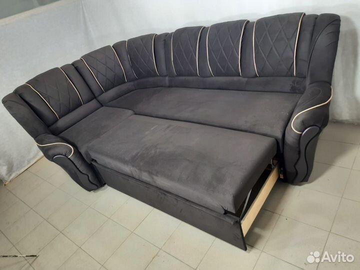 Угловой диван модера