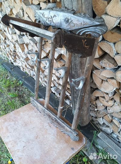Старинная вешалка