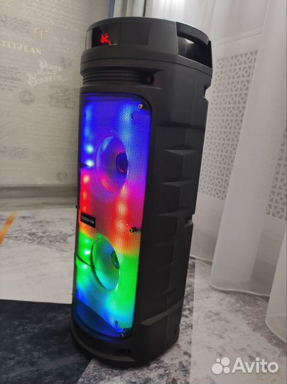 Портативная колонка
