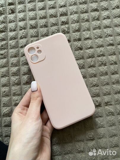 Чехол на iPhone 11