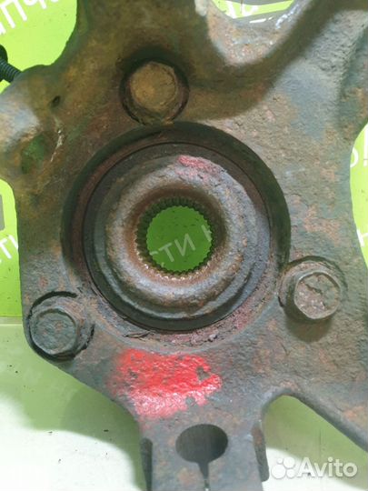 Ступица цапфа кулак передняя левая Chrysler