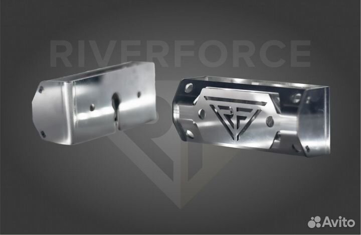 Защита габаритных огней лодочного прицепа