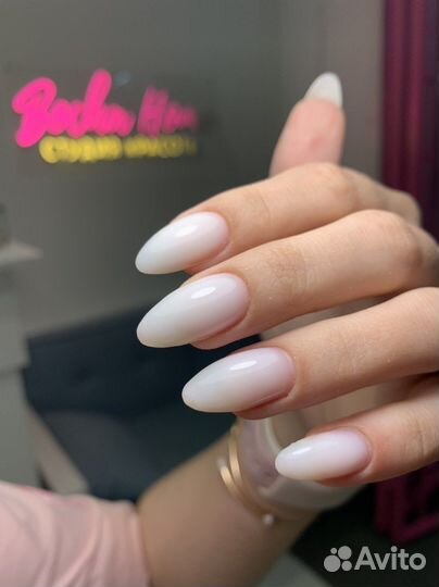 Мастер маникюра