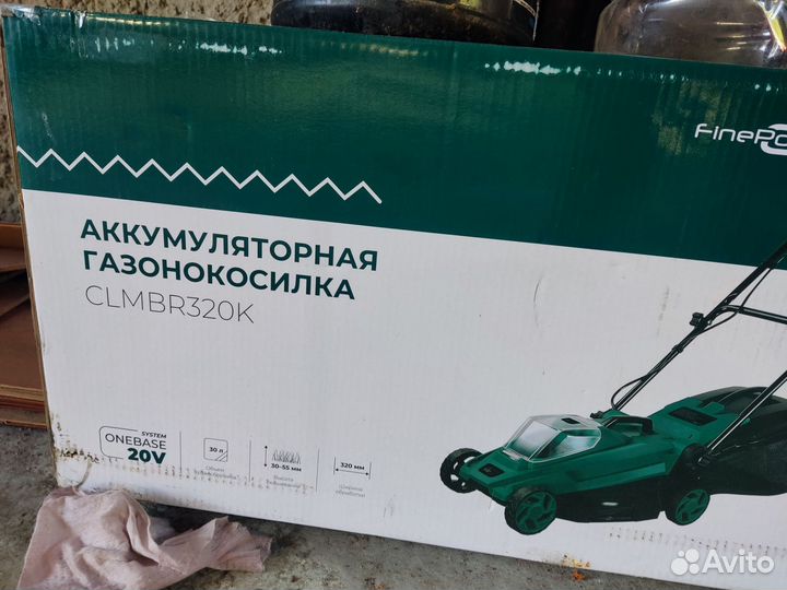 Газонокосилка аккумуляторная