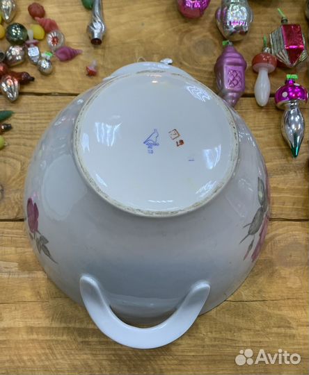 Фарфоровая супница. Дулево
