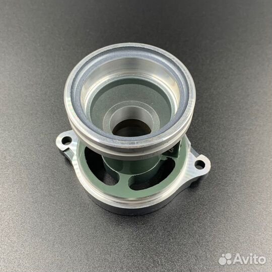 Обойма гребного вала Yamaha 9.9-15, F9.9-20