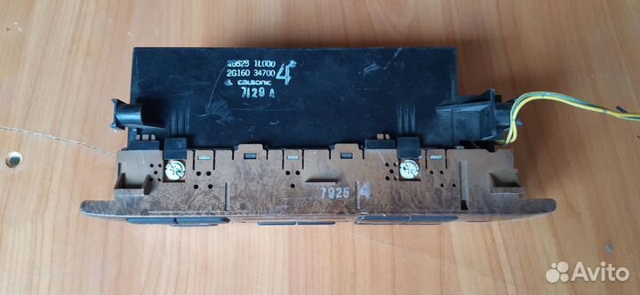 Панель управления климатом Nissan