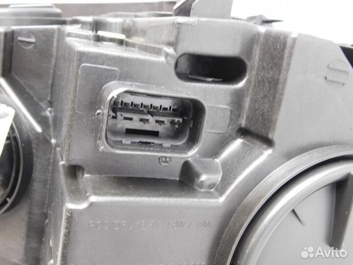 Фара правая BMW X5