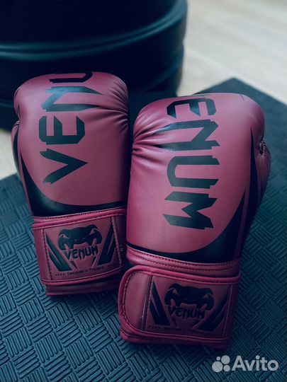 Боксерские перчатки Venum Challenger 2.0 Red Wine