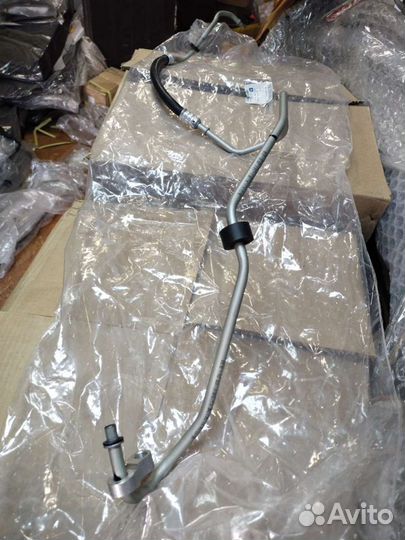 Трубка системы охлаждения АКПП Opel Astra J a16xer