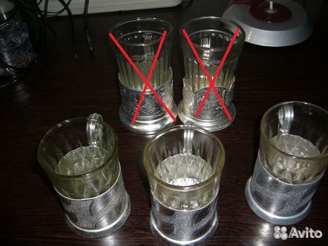 Подстаканники со стаканами
