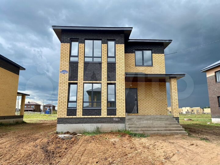 Коттедж 145 м² на участке 6 сот.