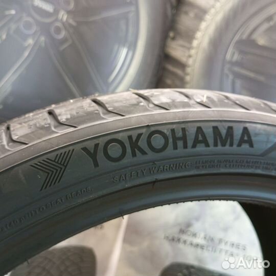 Yokohama Advan Sport V107E 275/45 R21 110Y