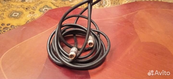 Кабель межблочный RCA. Monster Cable