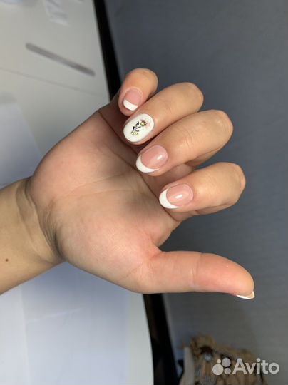 Маникюр / Педикюр