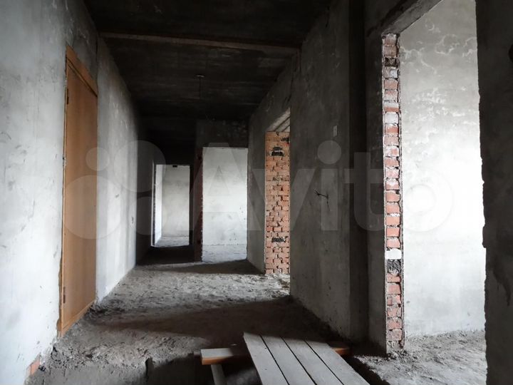 5-к. квартира, 174 м², 9/10 эт.