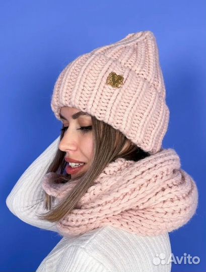 Комплект шапка и снуд